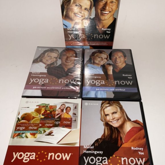YOGA NOW / Rodney Yee & Mariel Hemingway - Picture 2 of 6